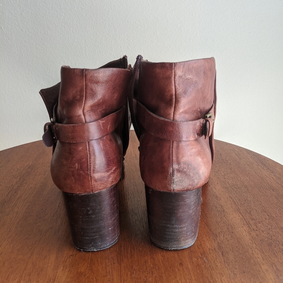 Vintage Brown Leather Boots - Picture 3 of 4
